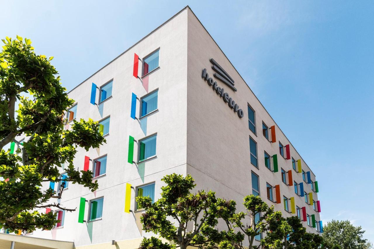 Hotel Euro ปาร์ดูบิตเซ ภายนอก รูปภาพ
